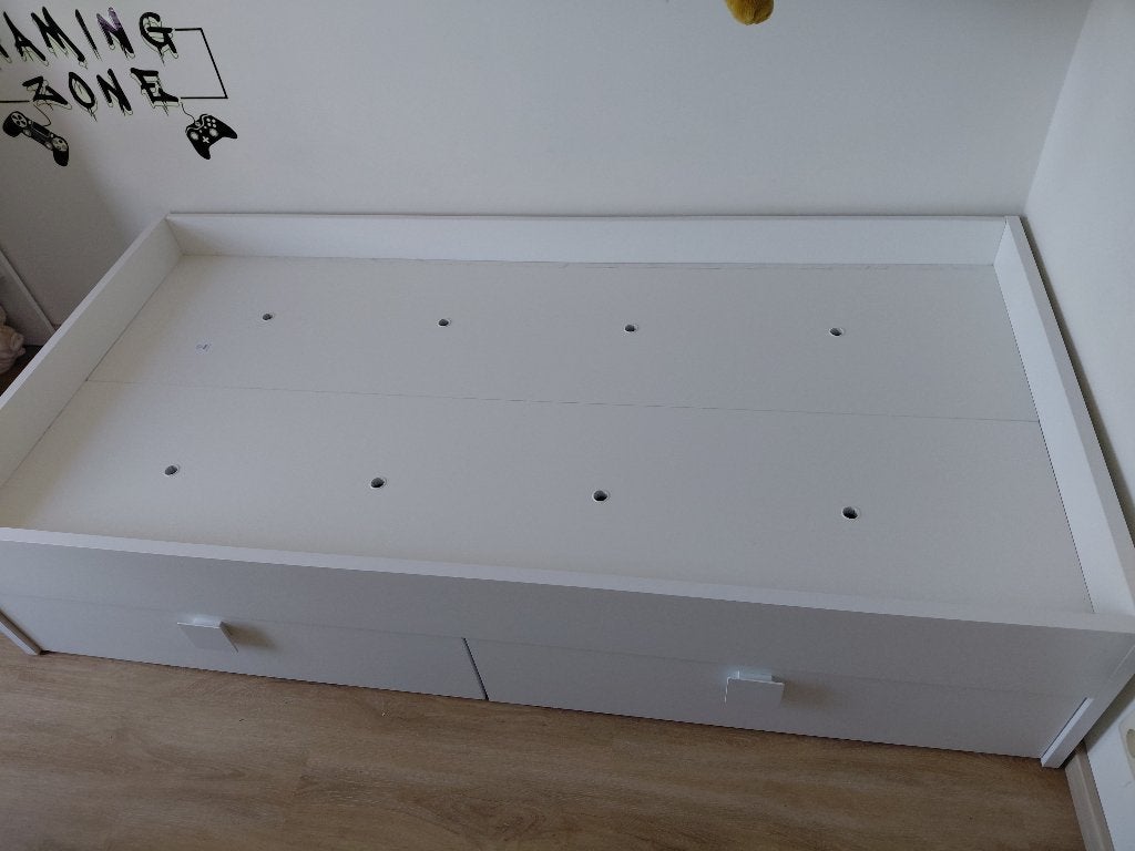 Bed, Huis en Inrichting, Slaapkamer | Bedden, Ophalen, Zo goed als nieuw, Eenpersoons, Wit