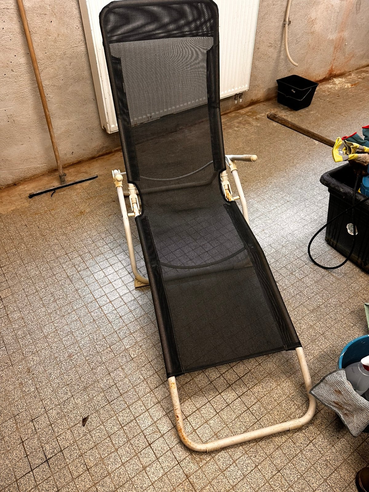 5 Chaise longue a donner en bon etat, Enlèvement, Utilisé