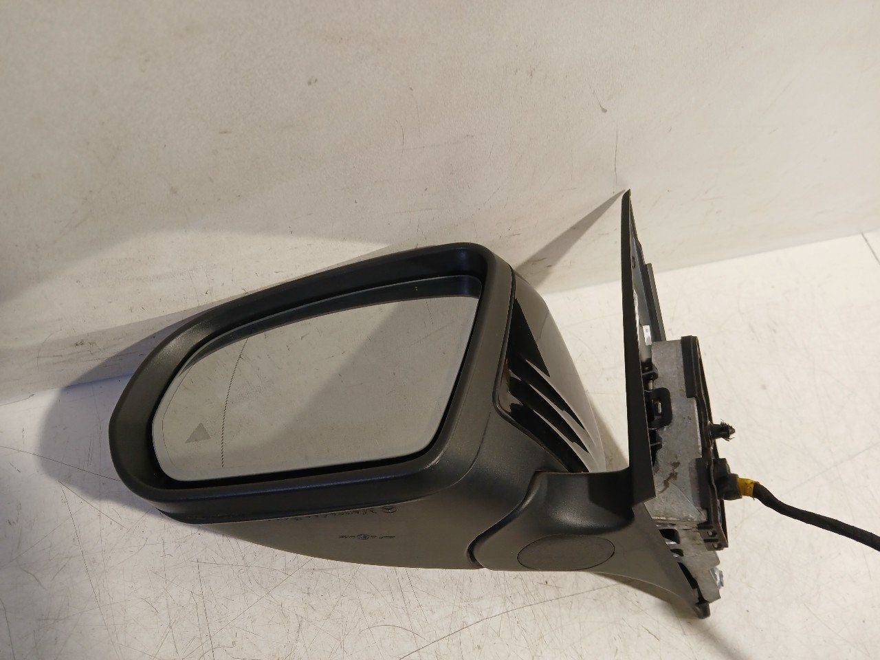 Spiegel buiten links elektrisch Mercedes-Benz EQ-Klasse, Onderdelen@venauto.nl, Van der Ven Autorecycling B.V., Ettenseweg 76, 4706 PB Roosendaal, The Netherlands