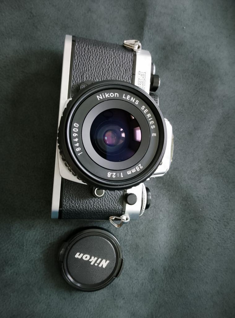 Nikon FE2 body met Nikkor 28mm 2.8 lens, gelijk als nieuw, Ophalen of Verzenden, Zo goed als nieuw, Spiegelreflex, Nikon