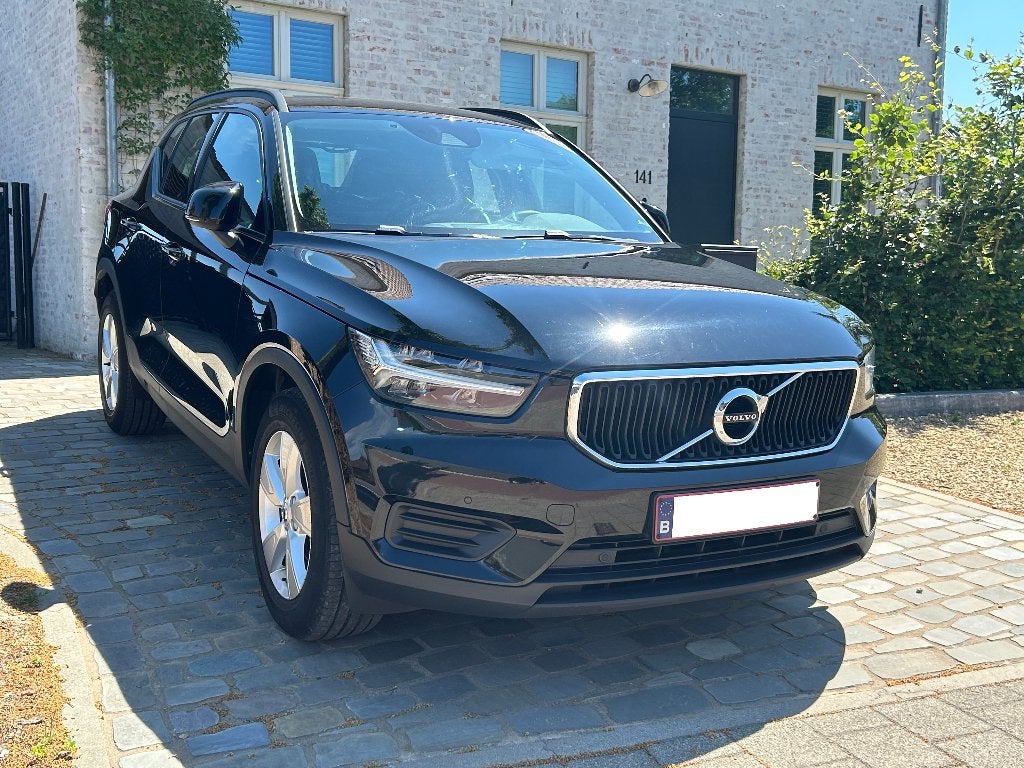 Volvo XC40 Momentum Core T2, Autos, Volvo, Achat, Euro 6, Boîte manuelle, Entretenue par le concessionnaire