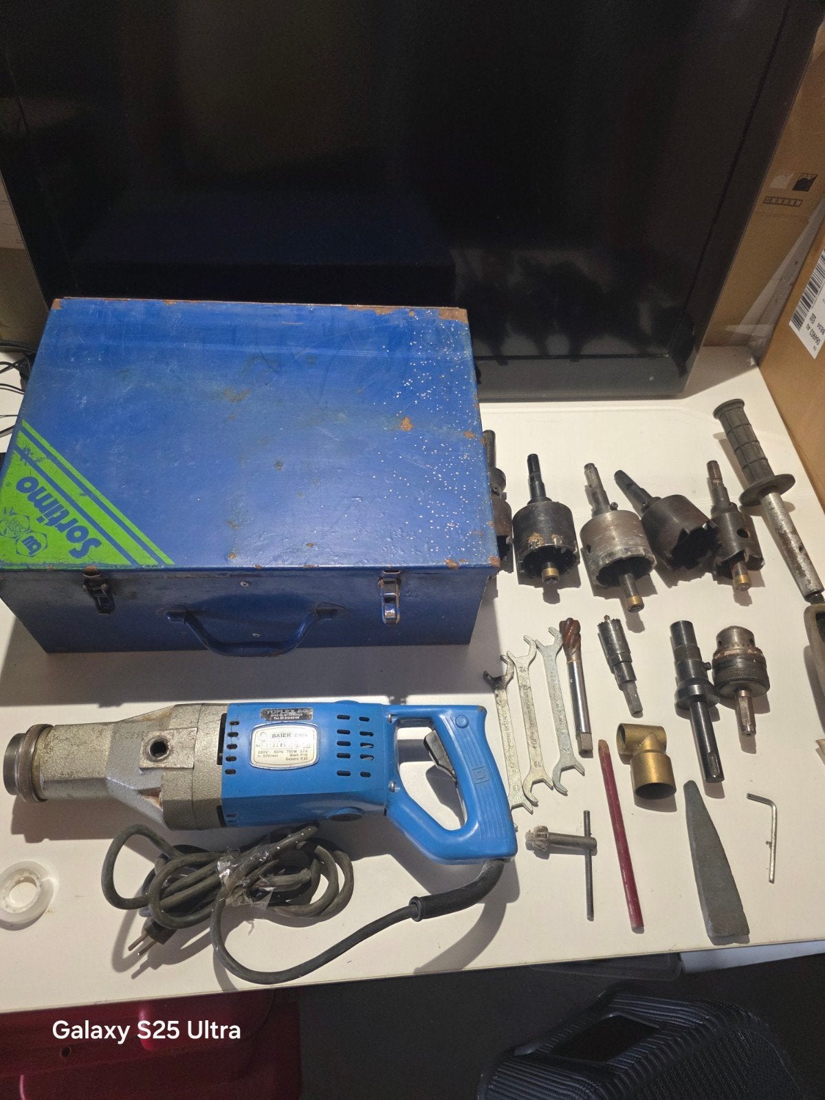 Perceuse Baier C90K + grand ensemble d'accessoires, Bricolage & Construction, Enlèvement ou Envoi, Utilisé, Perceuse sans fil