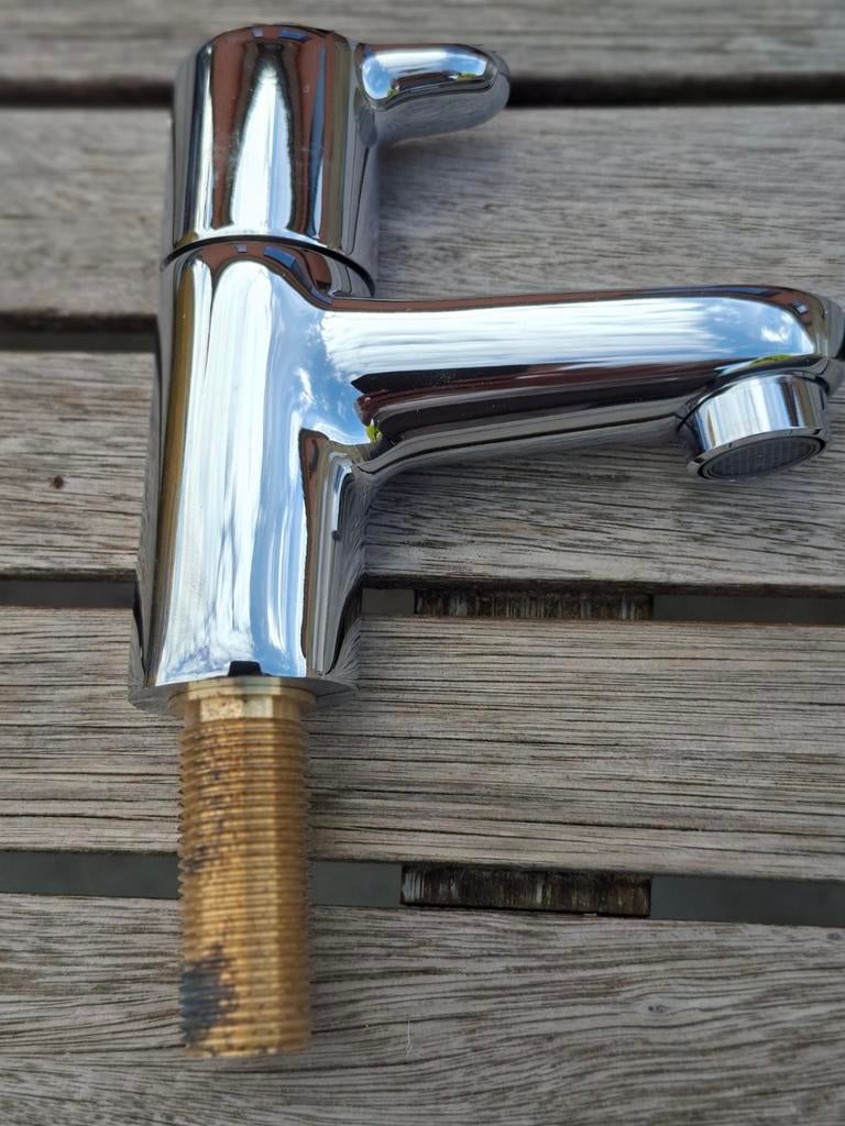 Kraan wc, Doe-het-zelf en Bouw, Sanitair, Ophalen of Verzenden, Nieuw, Kraan