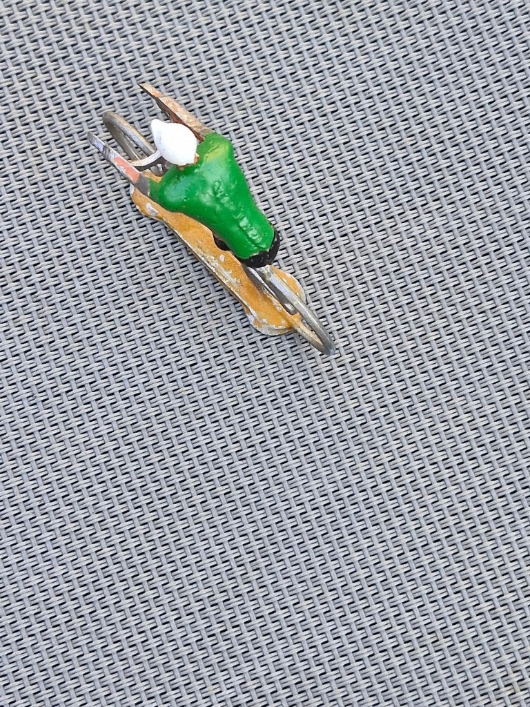 TDF  Coureurke  MAILLOT  VERT in metaal, Verzenden