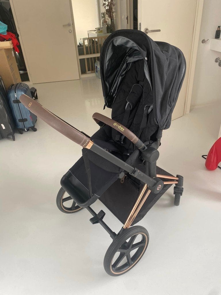 Poussette Cybex Priam et nacelle, Enfants & Bébés, Autres marques, Pneus, Comme neuf, Enlèvement