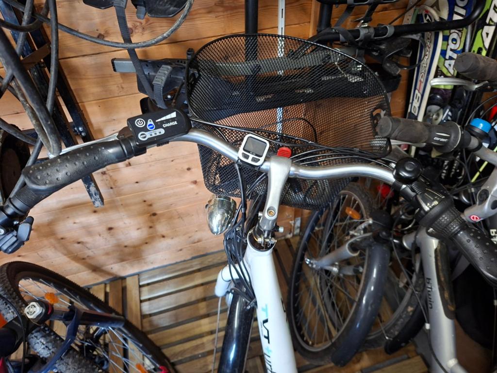 Velo electrique tvt urban + pour femme. Blanc, Enlèvement