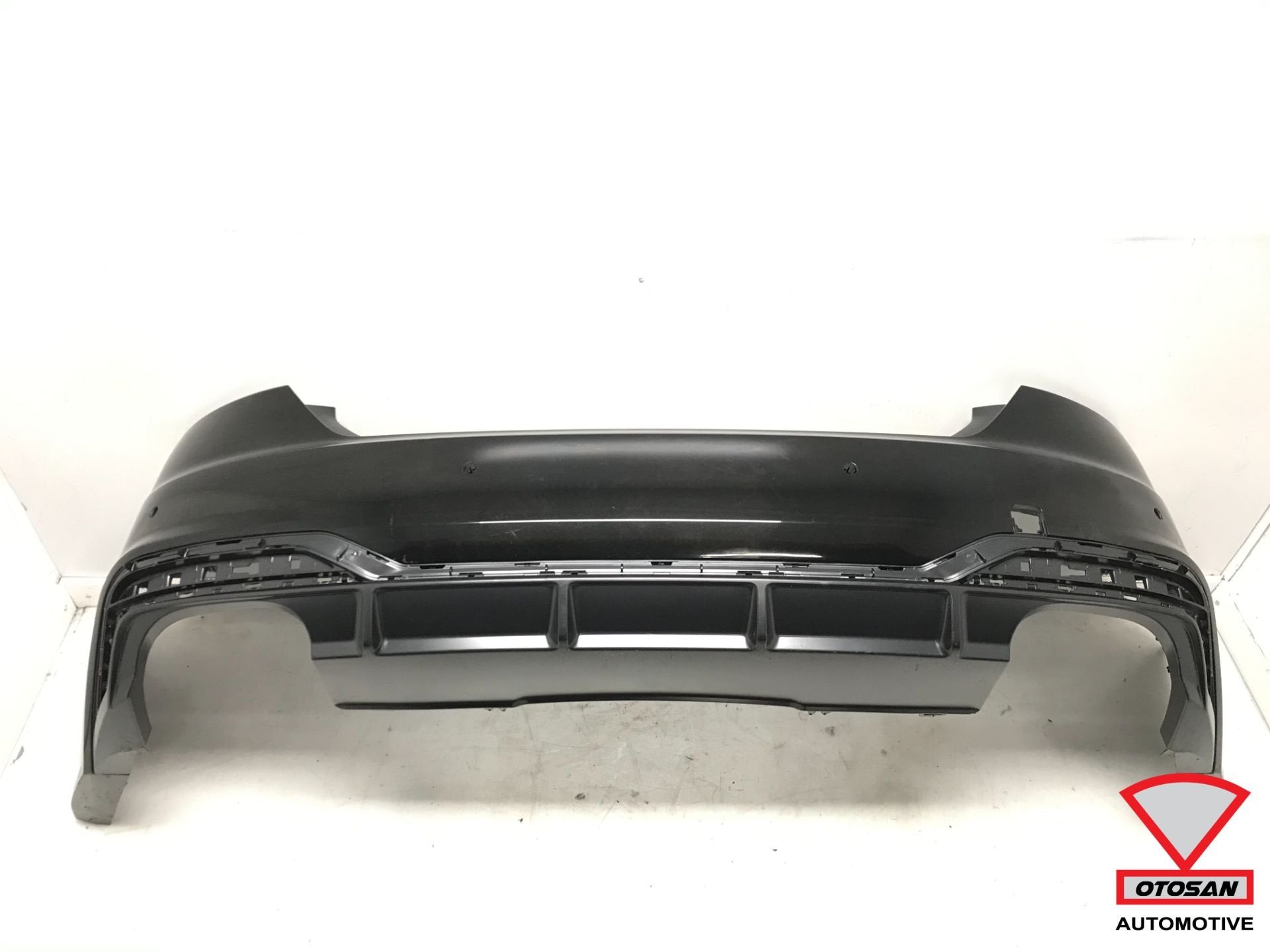 Audi A5 S5 F5 8W Facelift Achterbumper Bumper 6xPDC Originee, Auto-onderdelen, Gebruikt, AUDI AG, Auto-Union-Strasse 1
85045  Ingolstadt, DE