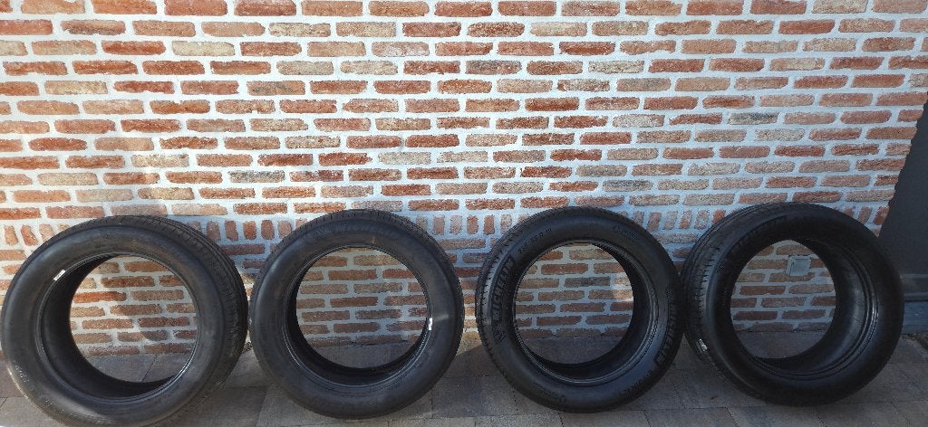 Kit de 235 pneus Michelin 55 R18, Véhicule de tourisme, Pneus été, Enlèvement, Pneu(s)