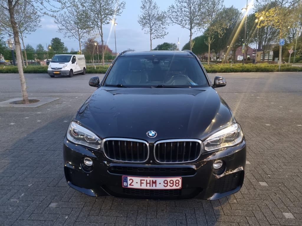 Bmw X5 M packet 3.0 diesel  2018 mega Fullllll, Auto's, Automaat, Parkeerassistent, 2993 cc, Zwart