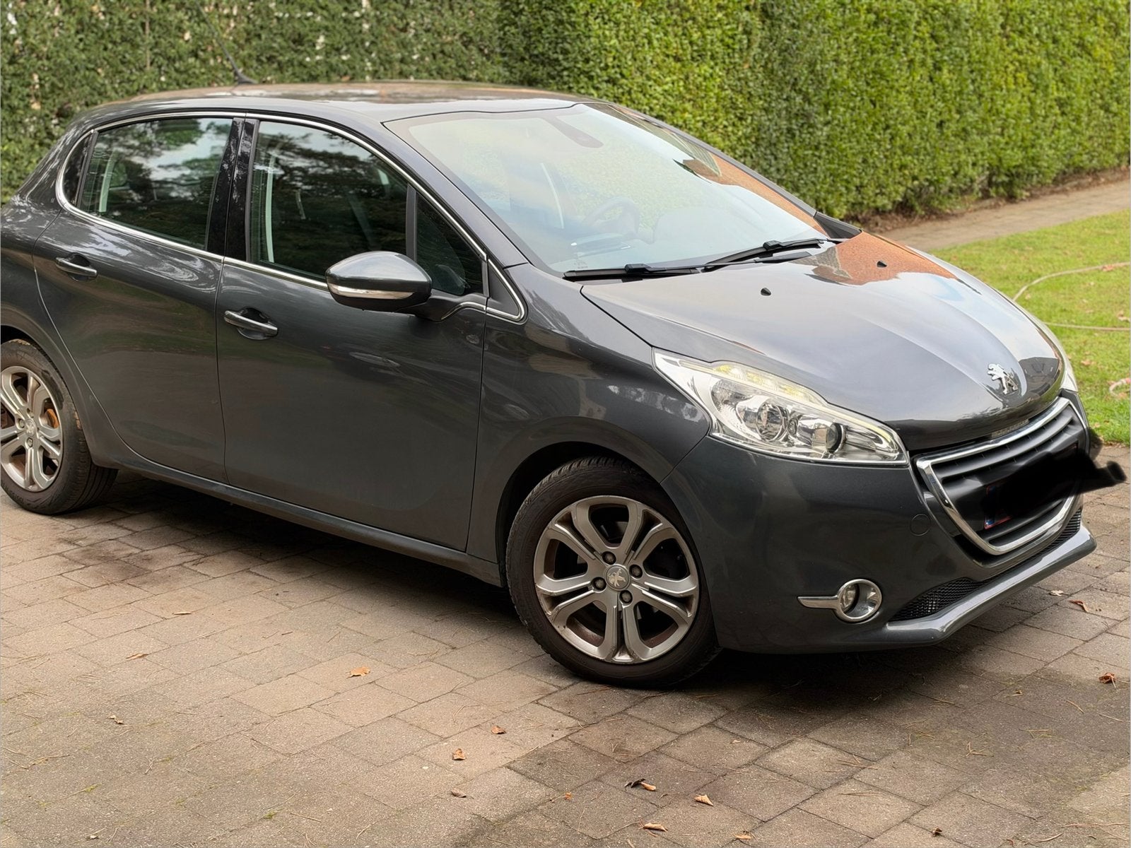 Peugeot 208 1.6 vti, Auto's, Euro 5, Zwart, 4 cilinders, 5 zetels