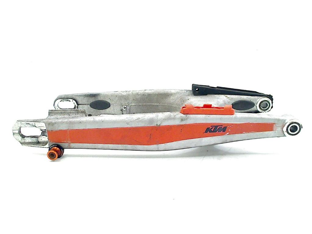 ACHTERBRUG KTM 690 SMC R 2023 (01-2023/-), Motoren, Dhr. S. di Majo, Gebruikt, Info@cama-motorparts.nl, P.J. Troelstraweg 8 8
3144 CX  MAASSLUIS, NL