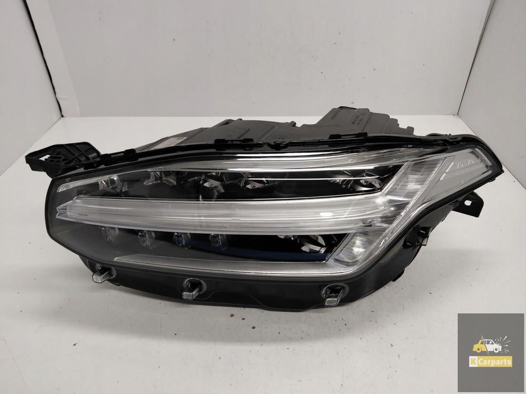 32228688, Volvo XC90 II Lift Full Led 2 Modules linkerlamp X, Gebruikt, Gunnar Engellaus vag 8
405 31  Gothenburg, SE, Info@volvocars.com
