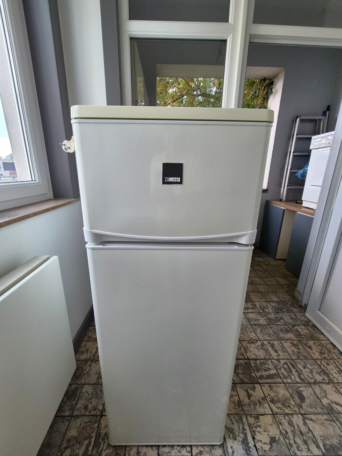 Réfrigérateur-congélateur Zanussi CT235 – 60 €, Avec compartiment congélateur, Utilisé, 45 à 60 cm, Enlèvement