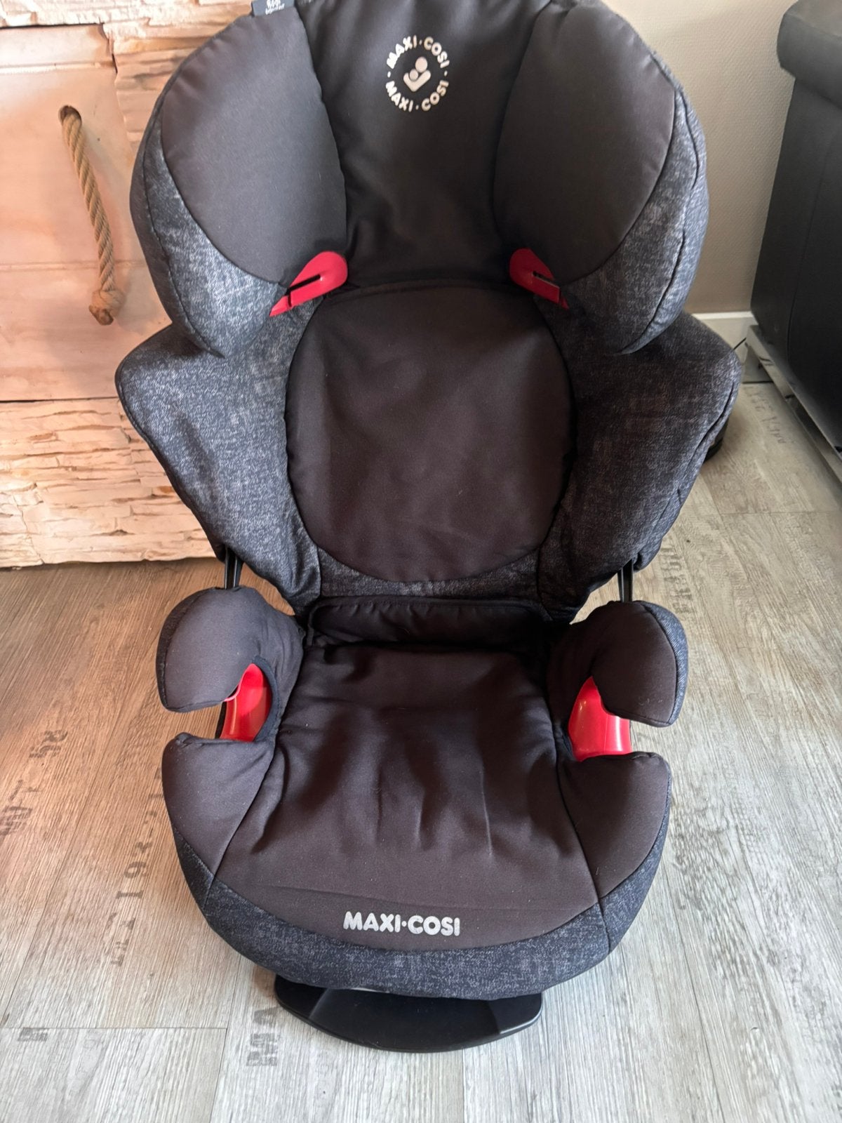 Maxi cosi rodi, Ophalen, Autogordel, Zo goed als nieuw, Afneembare rugleuning