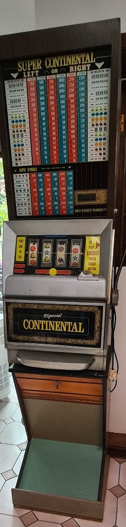 Jackpot, Enlèvement, Rectangulaire, 50 à 100 cm, 150 à 200 cm