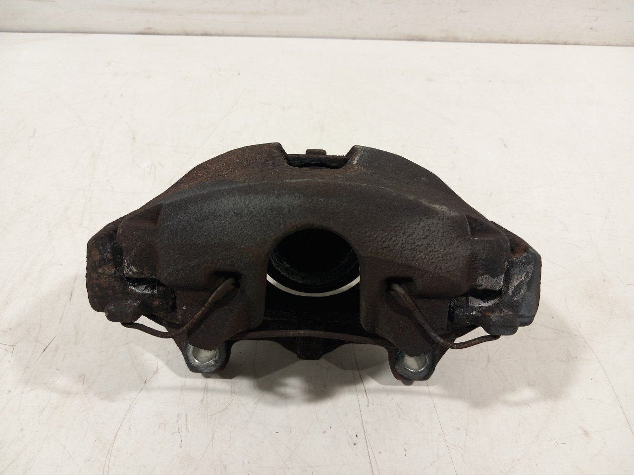 Remklauw links voor Opel Meriva, Auto-onderdelen, Onderdelen@venauto.nl, Van der Ven Autorecycling B.V., Gebruikt, Ettenseweg 76, 4706 PB Roosendaal, The Netherlands