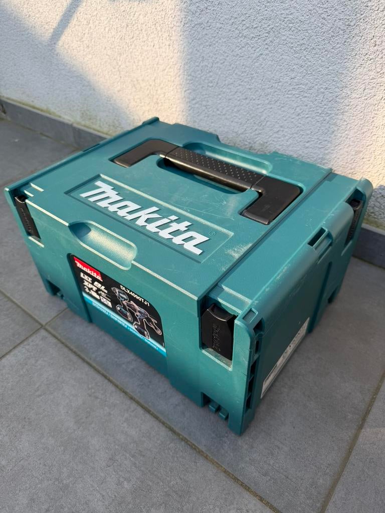 Makita, Enlèvement, Comme neuf