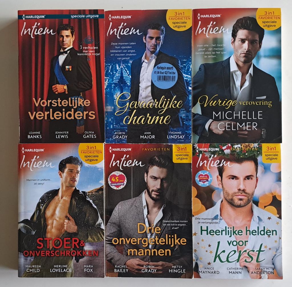 Pockets Harlequin Intiem Speciale uitgave, Ophalen of Verzenden, Gelezen