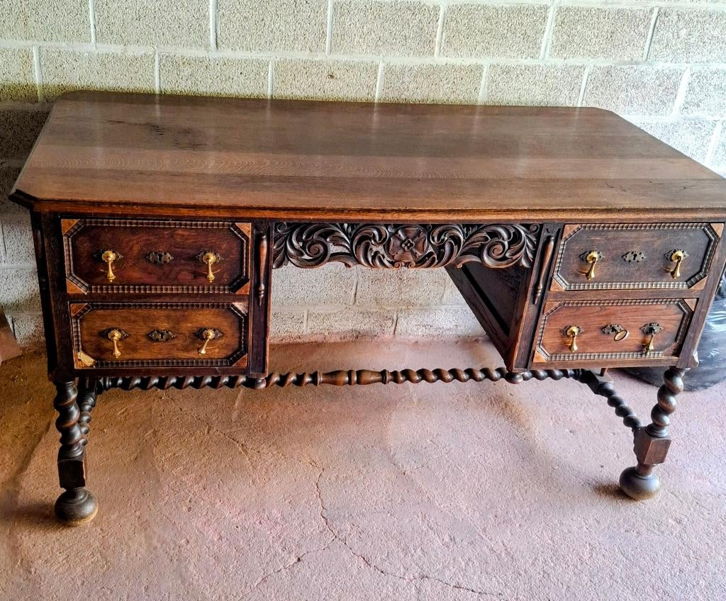 Antieke eiken bureau, Ophalen