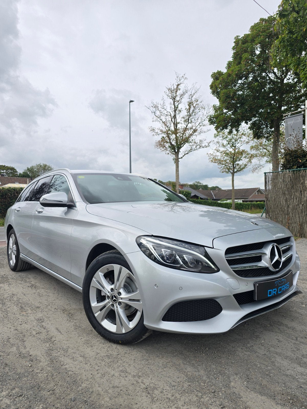 Mercedes-Benz C180 Avantgarde Break//Navi-Pdc-Halfleder/Led*, Autos, Cuir, Argent ou Gris, Euro 6, Entreprise