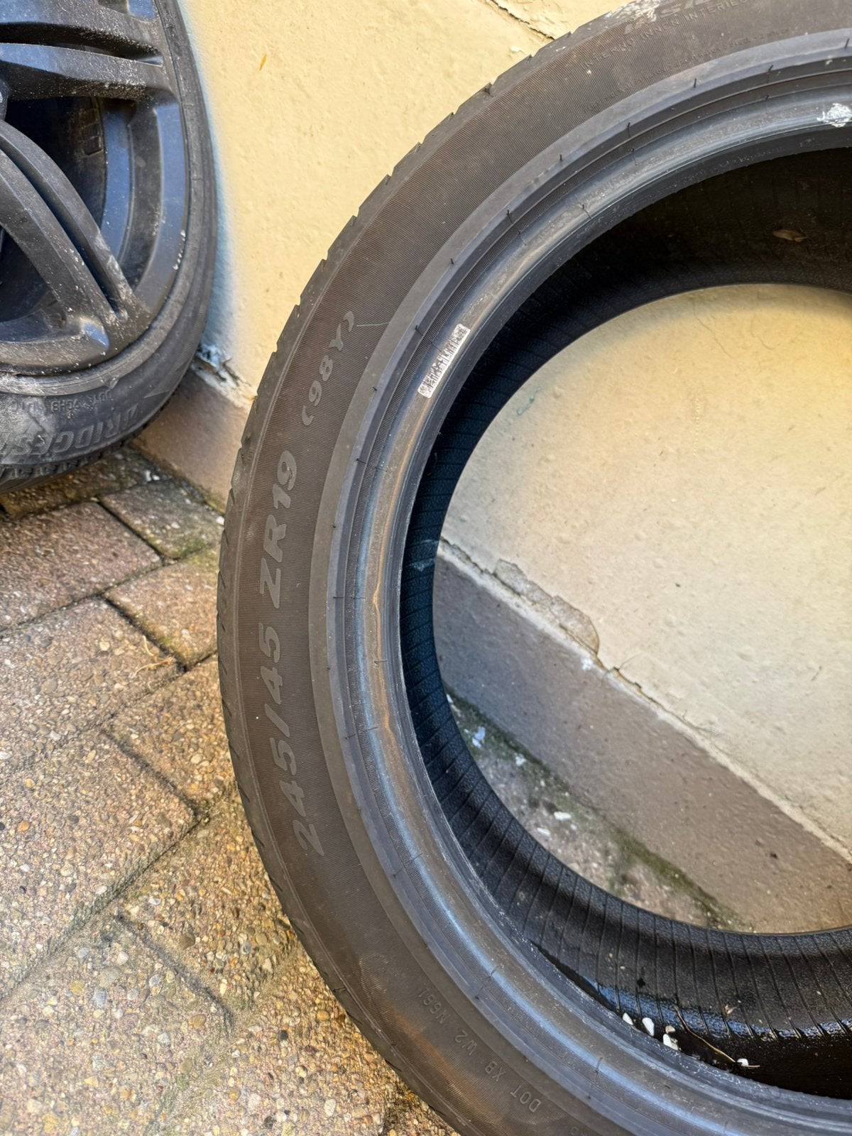 Maat 245/45/19 in goede staat, Auto-onderdelen, Ophalen, Band(en)