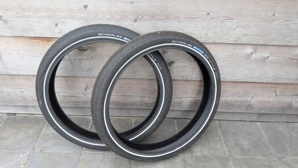 2x Schwalbe Big Apple 20" x 2.15 banden – zo goed als nieuw, Band, Schwalbe, Elektrische fiets, Ophalen of Verzenden