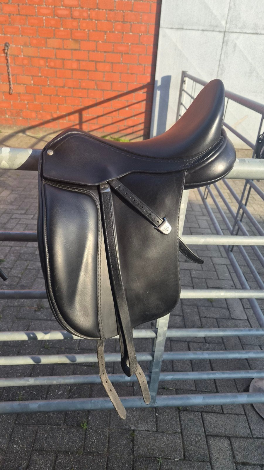 bates dressuur 17,5 inch, Dieren en Toebehoren, Ophalen, Bates, Dressuur, L (17.5 inch)