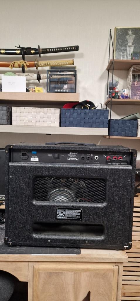 Marshall DSL 40C, Musique & Instruments, Amplis | Basse & Guitare, Enlèvement