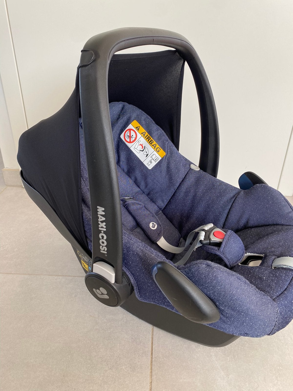 Maxi Cosi Rock met verkleinkussen (zonder basis), Kinderen en Baby's, Autostoeltjes, Ophalen, Gebruikt, Maxi-Cosi