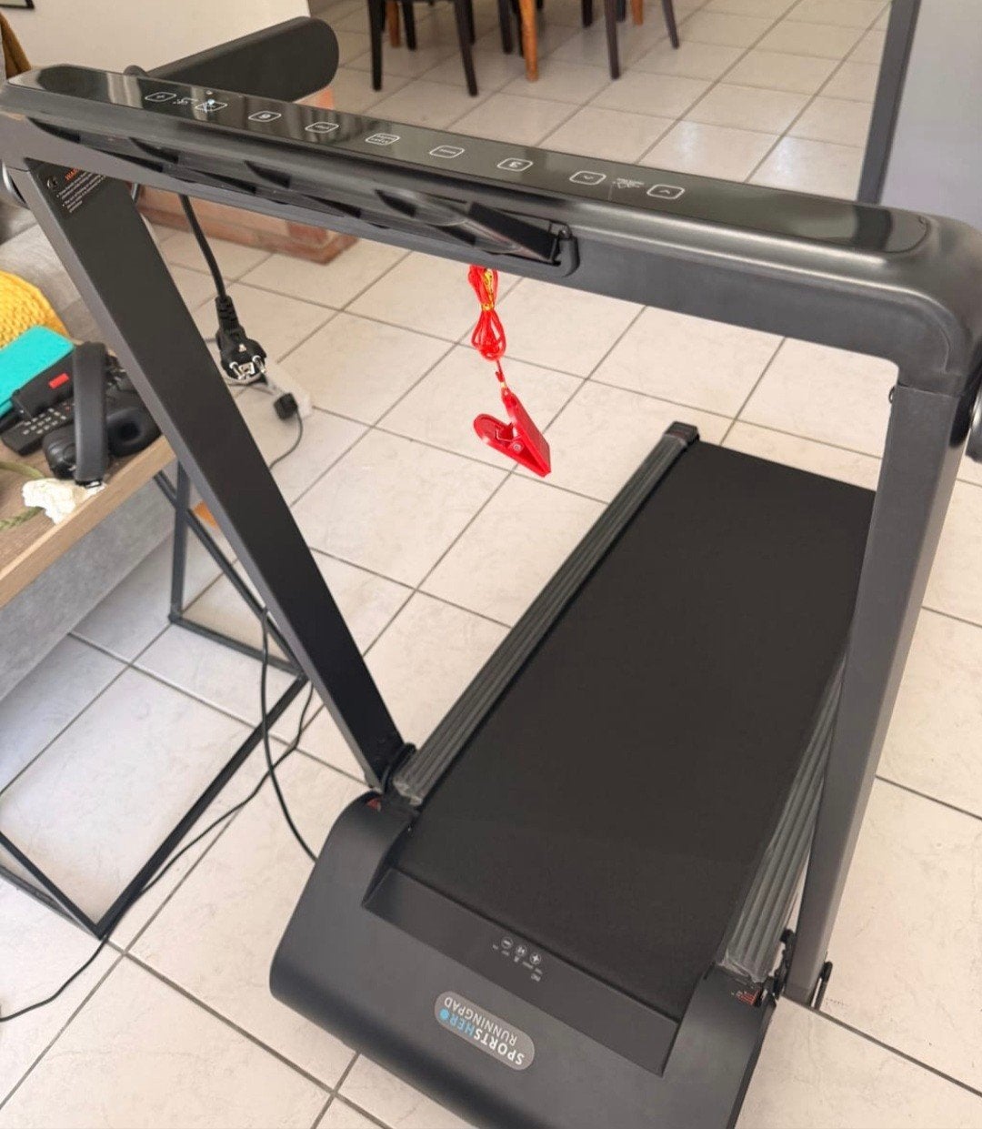 Tapis de course Sportshero + montre de sport assortie avec g, Sports & Fitness, Enlèvement