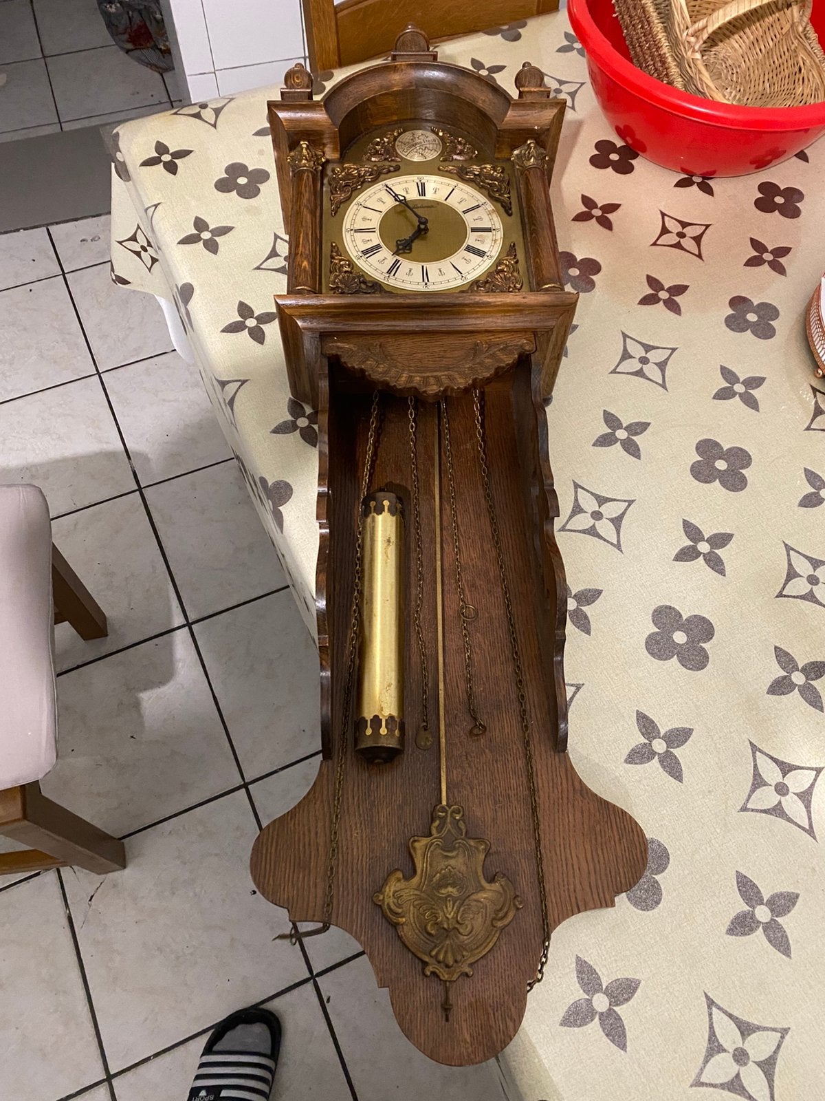 Horloge antique TEMPUS FUGIT BELCANTO bon etat 75€, Ophalen