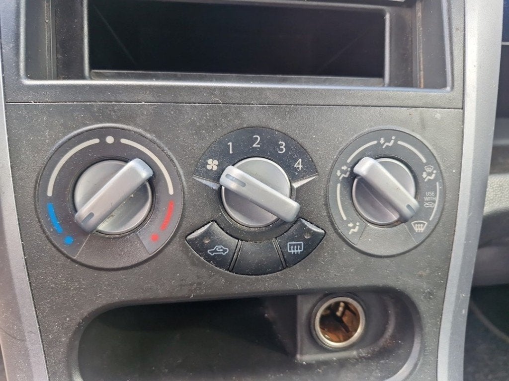 BEDIENINGSPANEEL VERWARMING Suzuki Splash (01-2008/12-2015), Suzuki-Allee 7
64625  Bensheim, DE, Gebruikt, Suzuki Deutschland GmbH