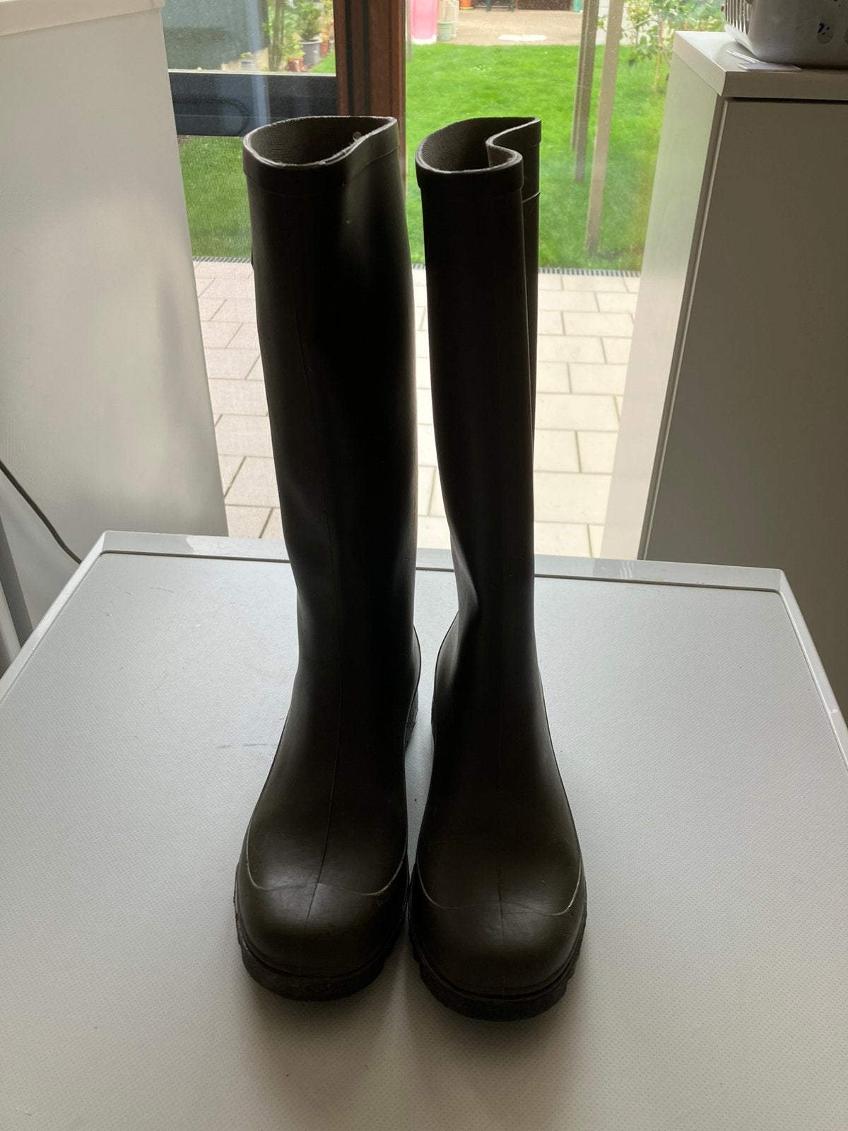 Verschillende paar laarzen . 5€ per paar., Tuin en Terras, Werkkleding, Ophalen of Verzenden, Gebruikt, Laarzen