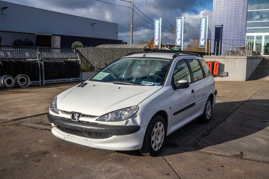 Peugeot 206 SW, Achat, 50 kW, Entreprise, Boîte manuelle
