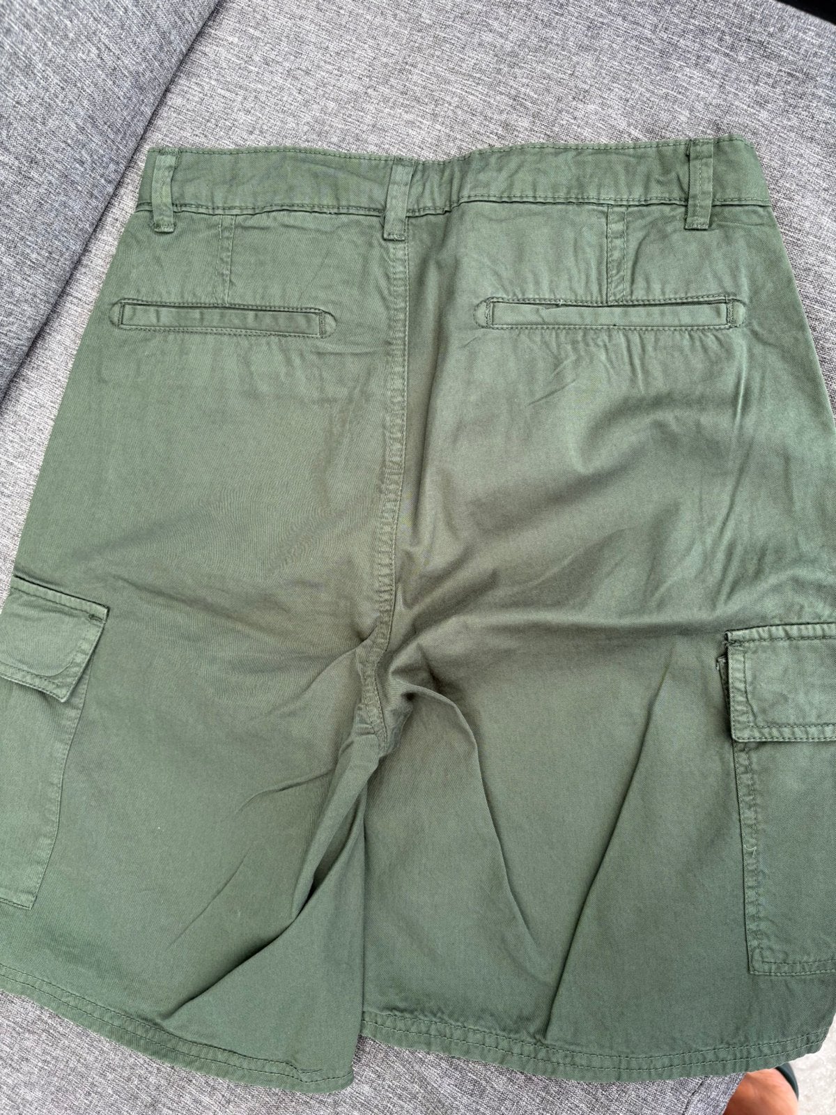 10 shorts voor jongens meeste nog nieuw., Ophalen, Zo goed als nieuw