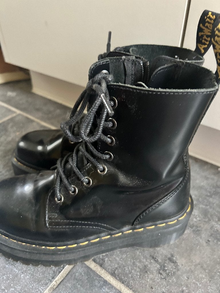 Dr Martens enkellaarsjes, Enlèvement ou Envoi, Boots et Botinnes, Porté, Noir
