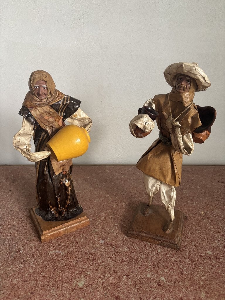 Couple paysans décoratif, Maison & Meubles, Brocante, Comme neuf, Enlèvement, Multicolore