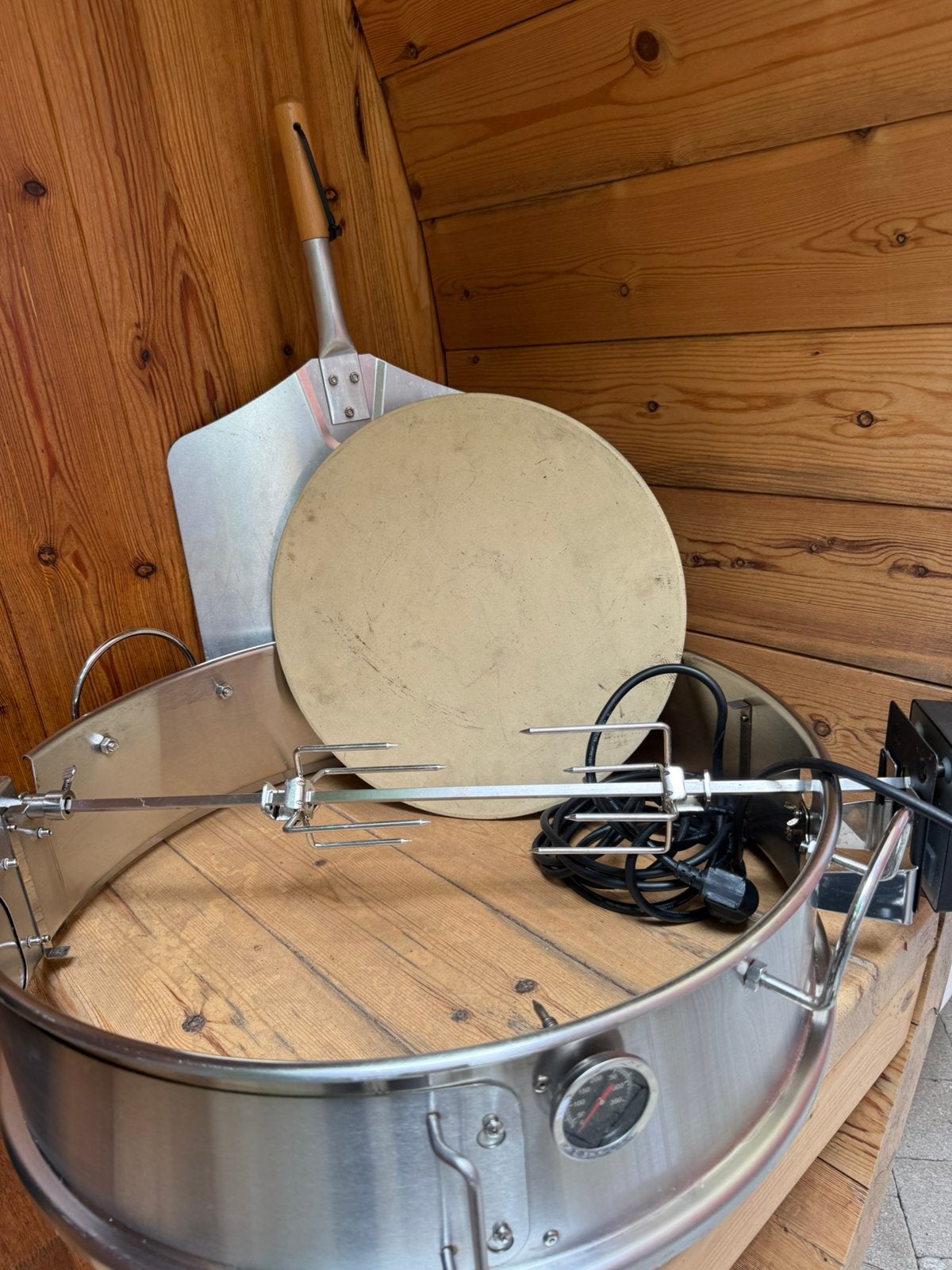 Rotiserie/pizza oven werber 57 cm, Ophalen