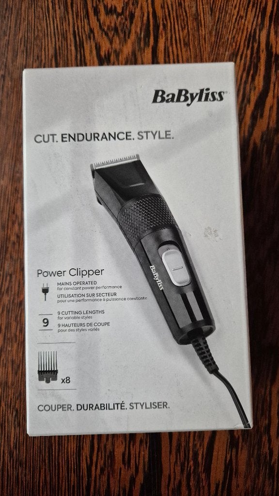 NIEUWE Babyliss tondeuze met opzetstukken, Electroménager, Équipement de Soins personnels, Enlèvement, Neuf, Soin des cheveux