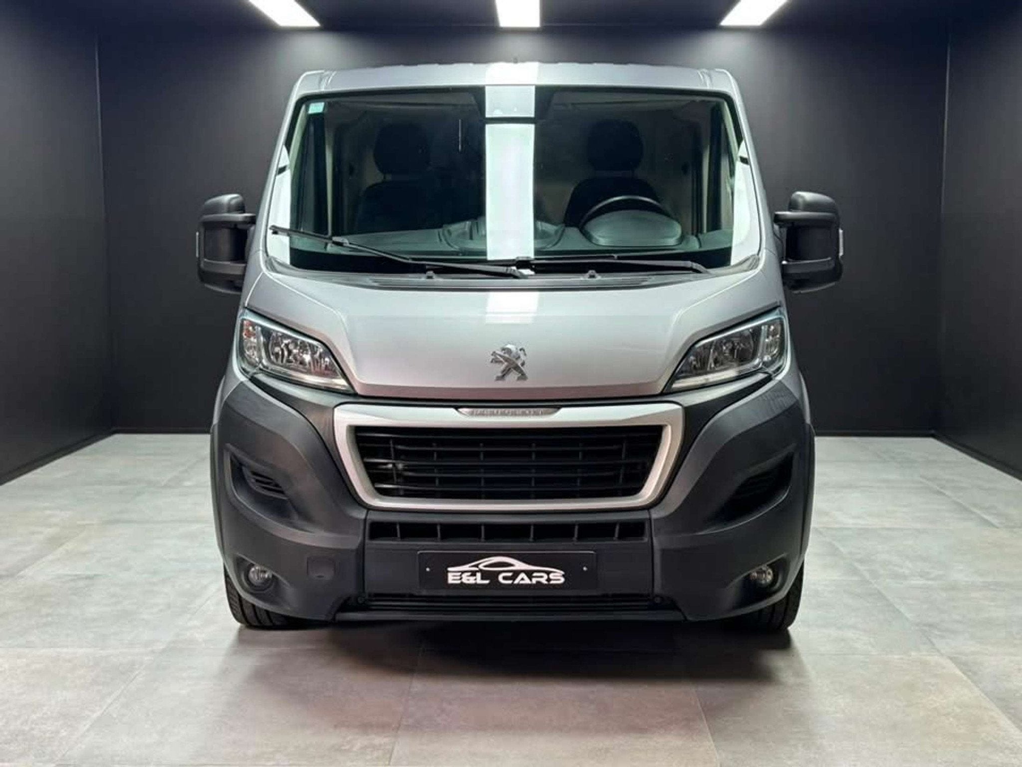 Peugeot Boxer 2.2 BlueHDi L2H2 *12 mois de garantie*, Argent ou Gris, Achat, Euro 6, Entreprise