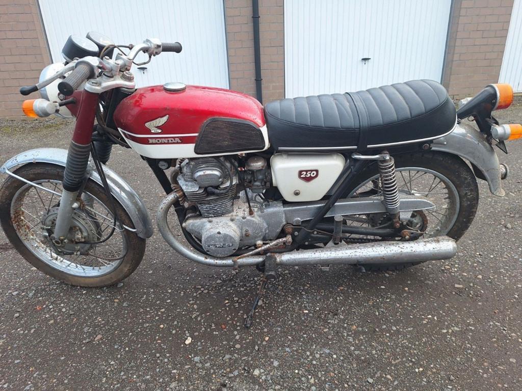 Honda cb 250 k0, Motos