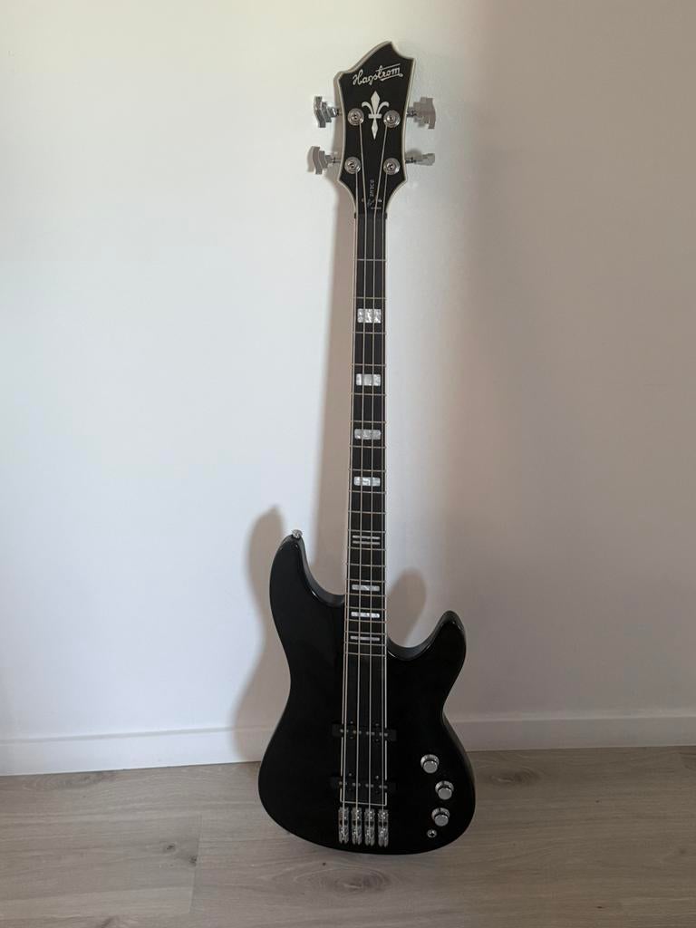 Basse Hagstrom Super Swede, Enlèvement, Comme neuf