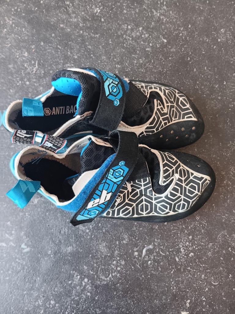 Klimschoenen maat 43, Sport en Fitness, Ophalen, Zo goed als nieuw, Klimsportschoenen