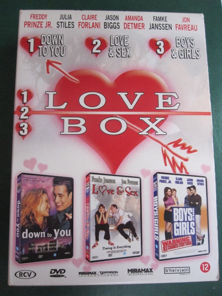 Love Box (3 films sur 3 disques), Comprend un boîtier, Comédie romantique, Enlèvement ou Envoi, Anglais