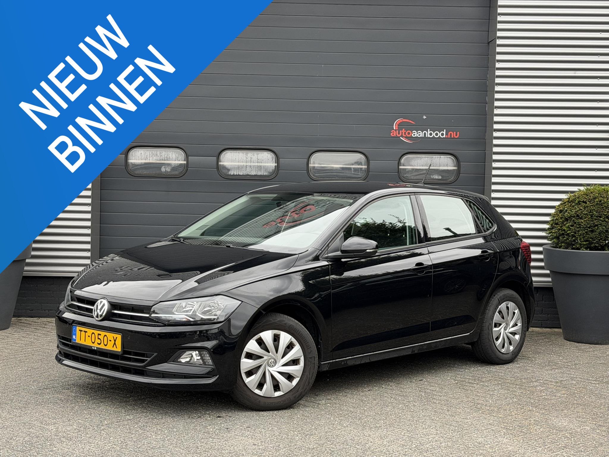 Volkswagen Polo 1.0 TSI Comfortline, Autos, Achat, Euro 6, Boîte manuelle, Noir