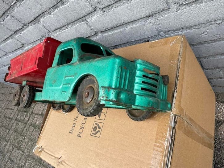 Vintage metal speelgoed kiepwagen - Groen/Rood, Antiek en Kunst