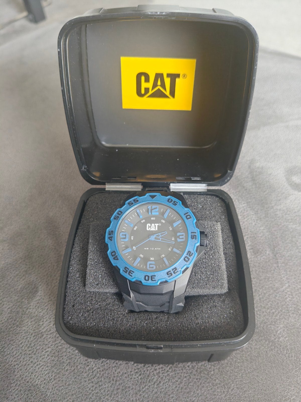 Caterpillar Horloge , nieuw in doos. kleur blauw/zwart, Bijoux, Sacs & Beauté, Montres | Hommes, Montre-bracelet, Enlèvement ou Envoi