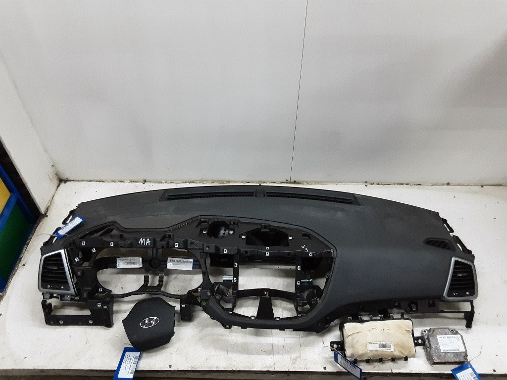 AIRBAG ENSEMBLE Hyundai Tucson (TL) (01-2015/05-2023), Hyundai Motor Deutschland GmbH, Kaiserleipromenade 5
63067  Offenbach am Main, DE