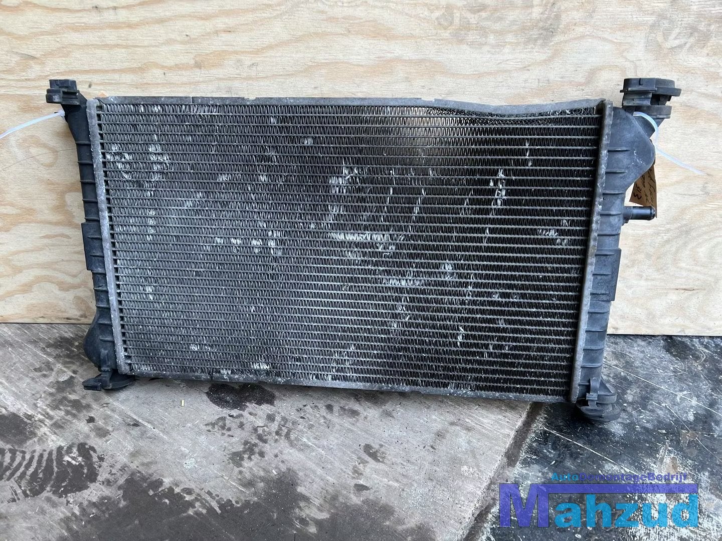 FORD FOCUS 1 1.6 Radiateur 1998-2005 X64H8C342AA, Info@ford.com, Ford Motor Company, American Road 1
48126  Dearborn, Ford