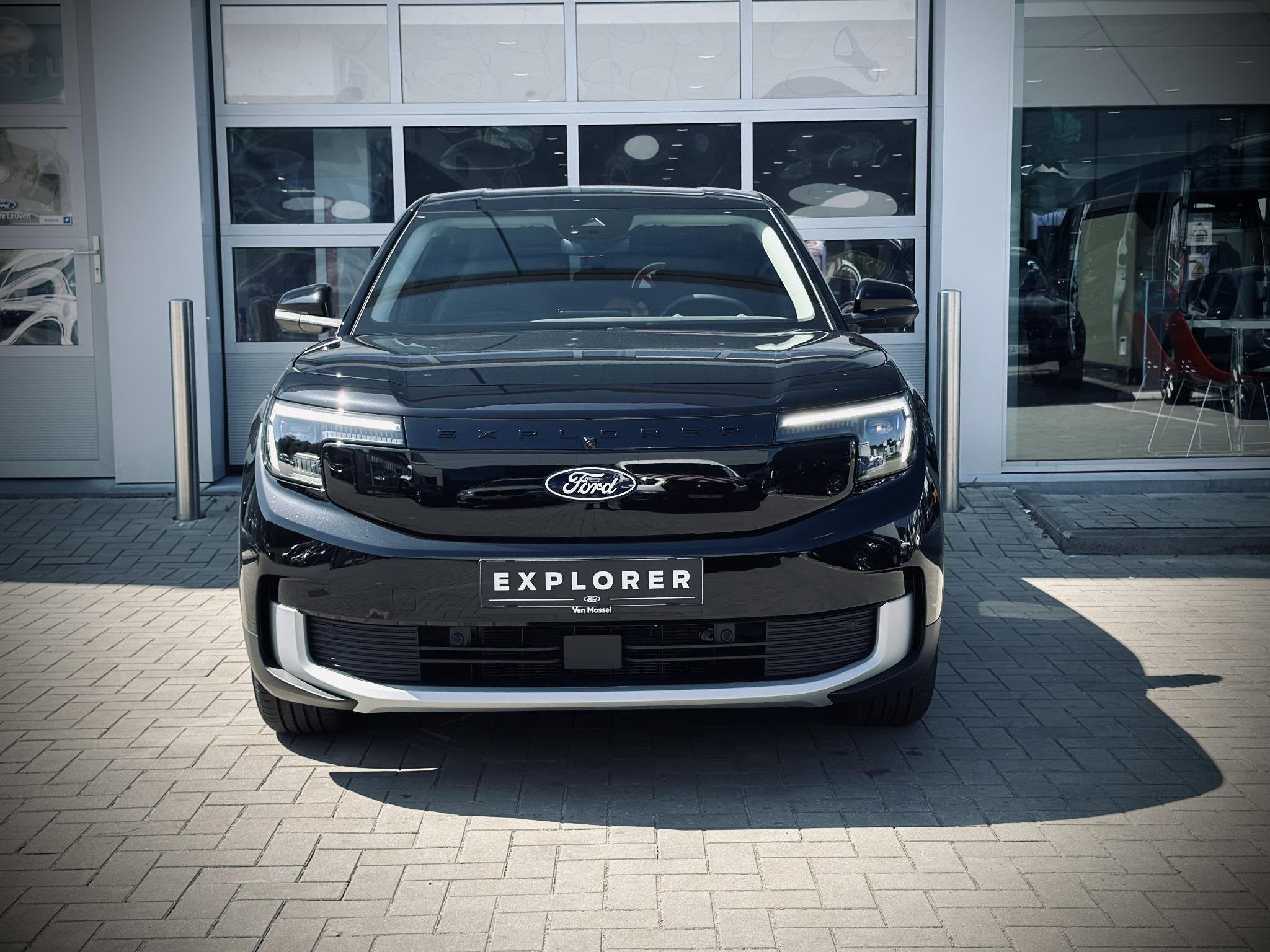 Ford Explorer Ext. Range 602km RWD|Trekhaak|Memory Seat, Auto's, Ford, Automaat, Gebruikt, Zwart, Explorer